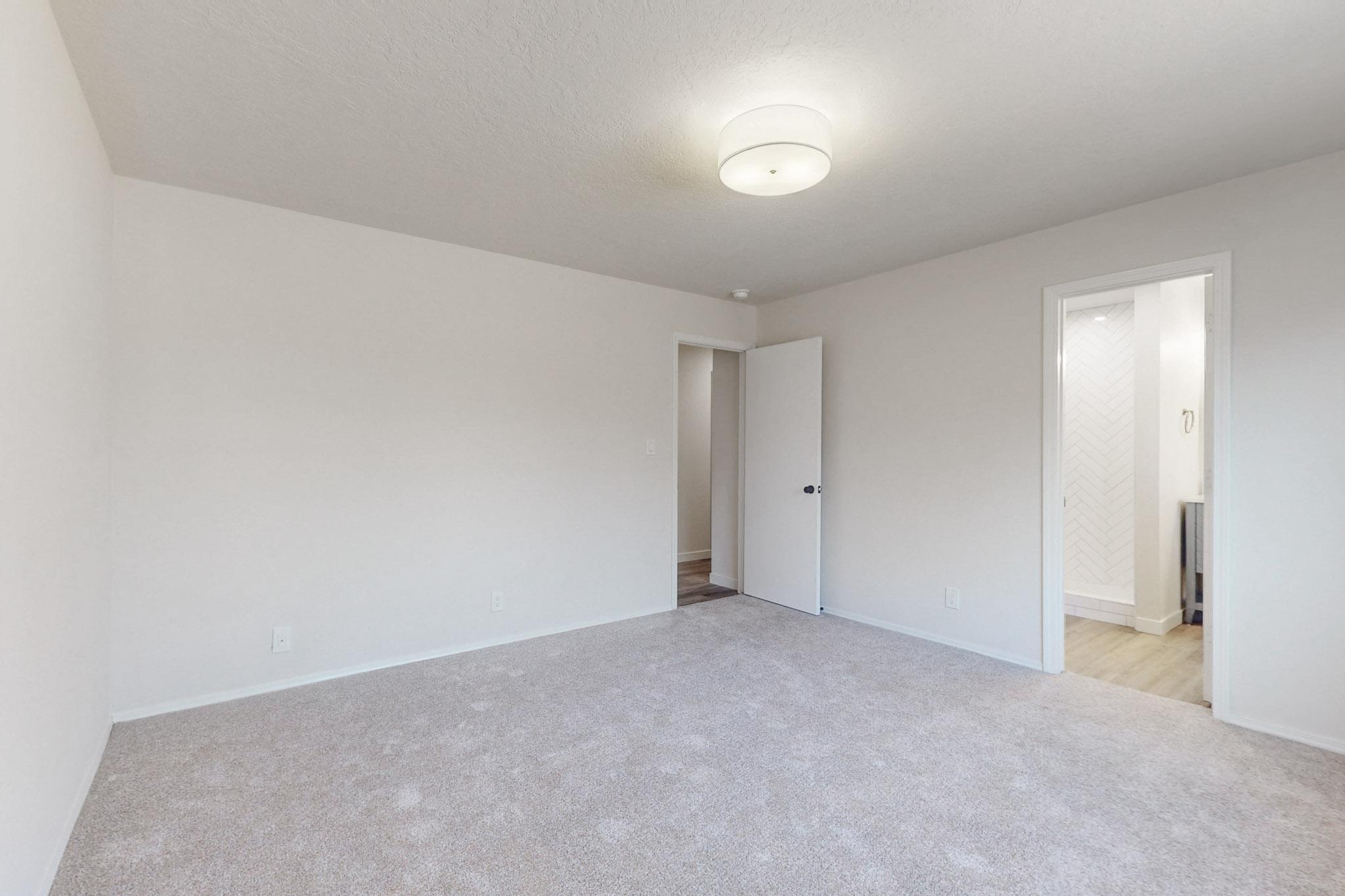 7105 HILDEGARDE Drive NE