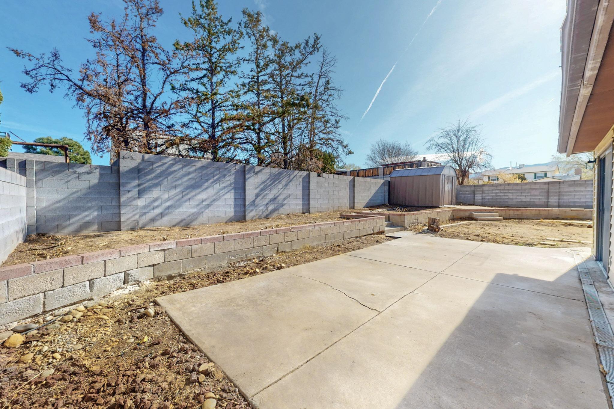 7105 HILDEGARDE Drive NE