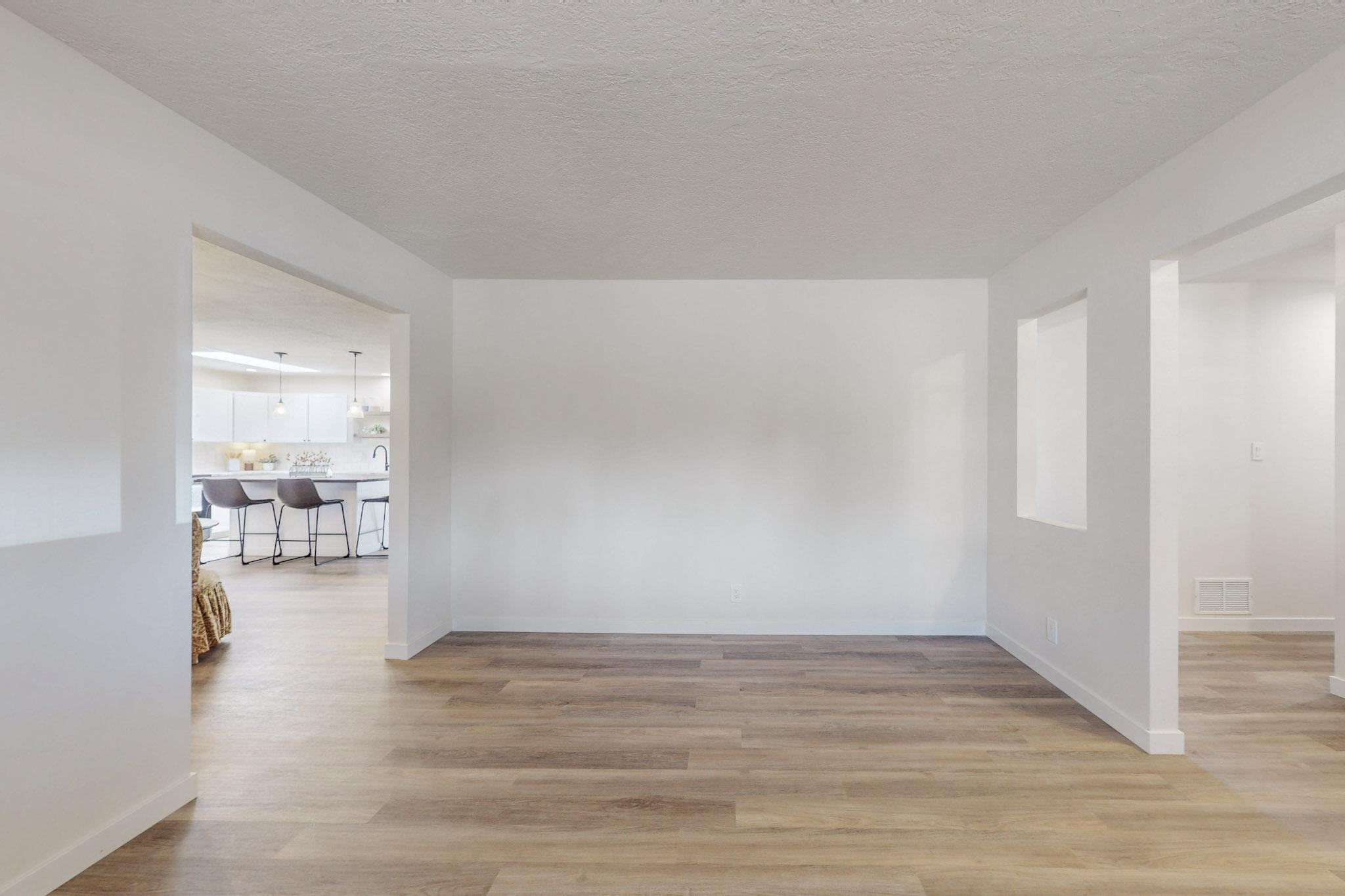 7105 HILDEGARDE Drive NE