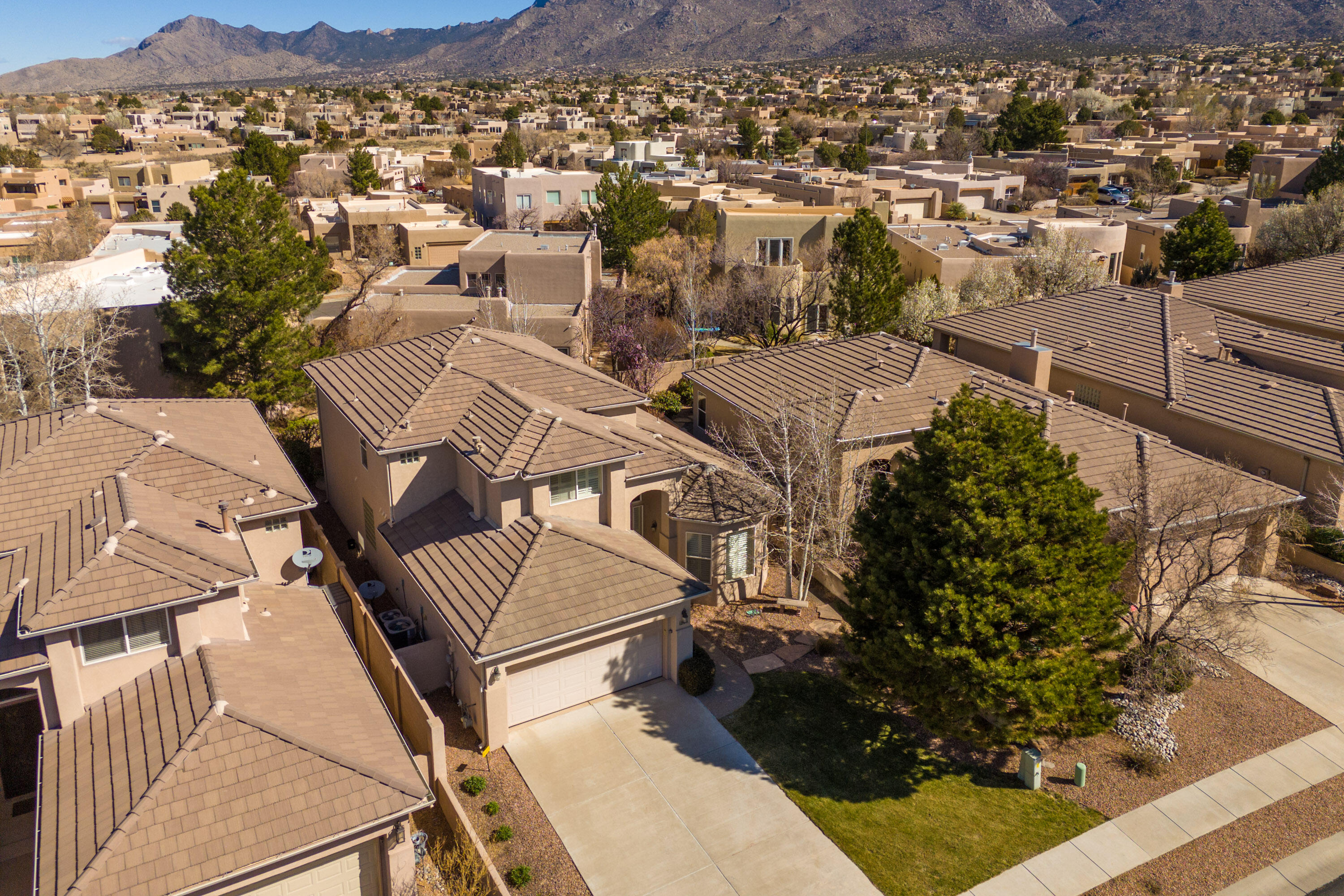 12611 DESERT MARIGOLD Lane NE