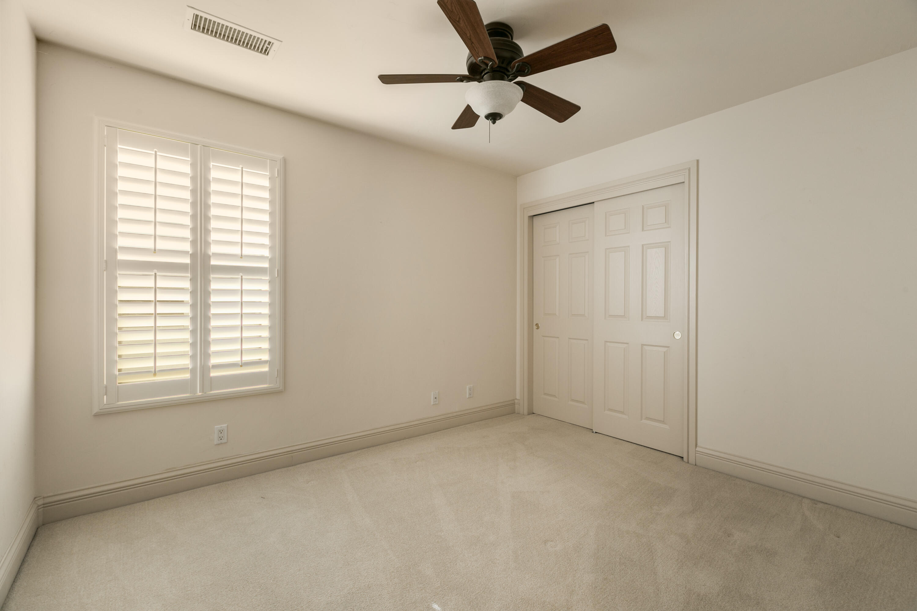 12611 DESERT MARIGOLD Lane NE