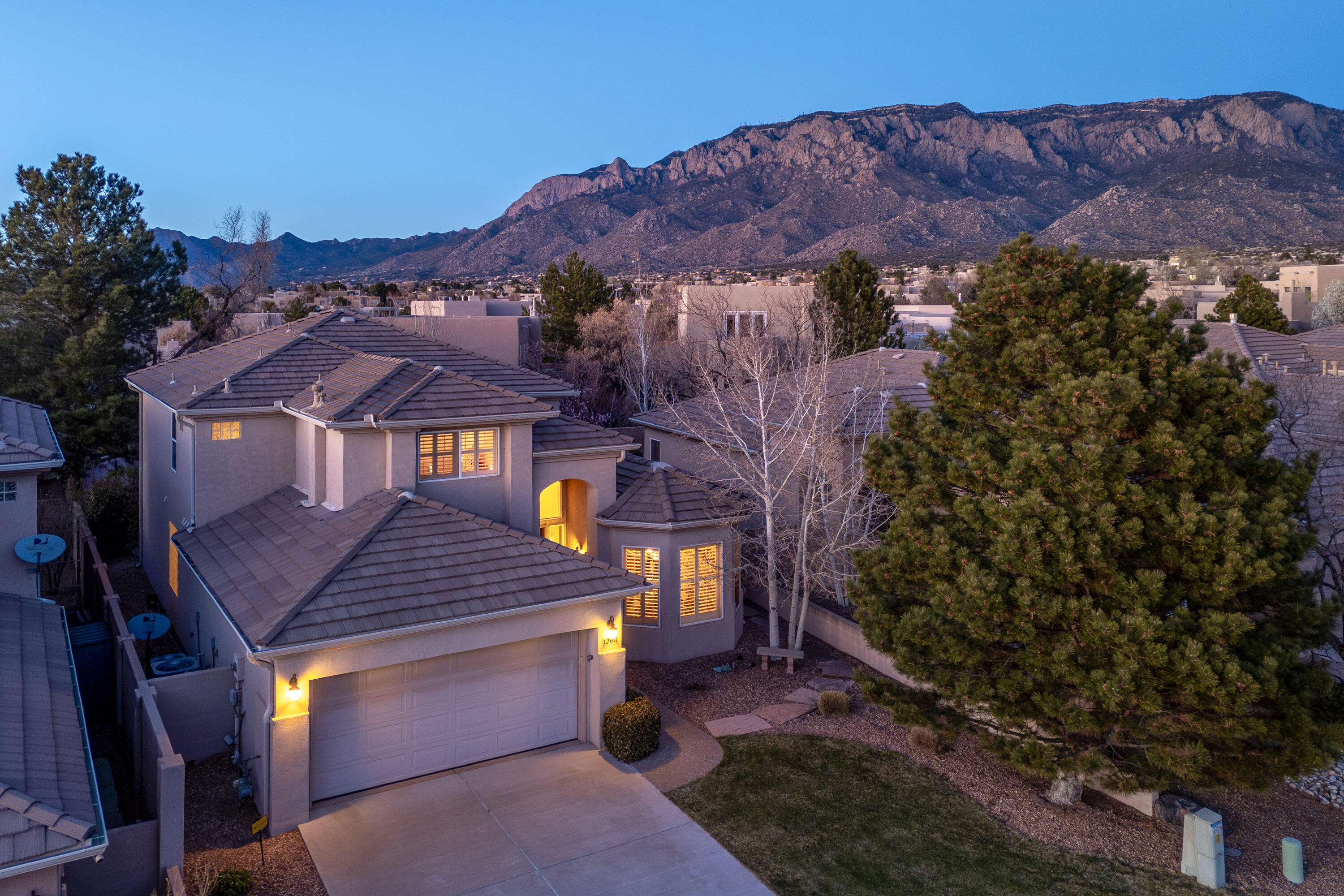 12611 DESERT MARIGOLD Lane NE