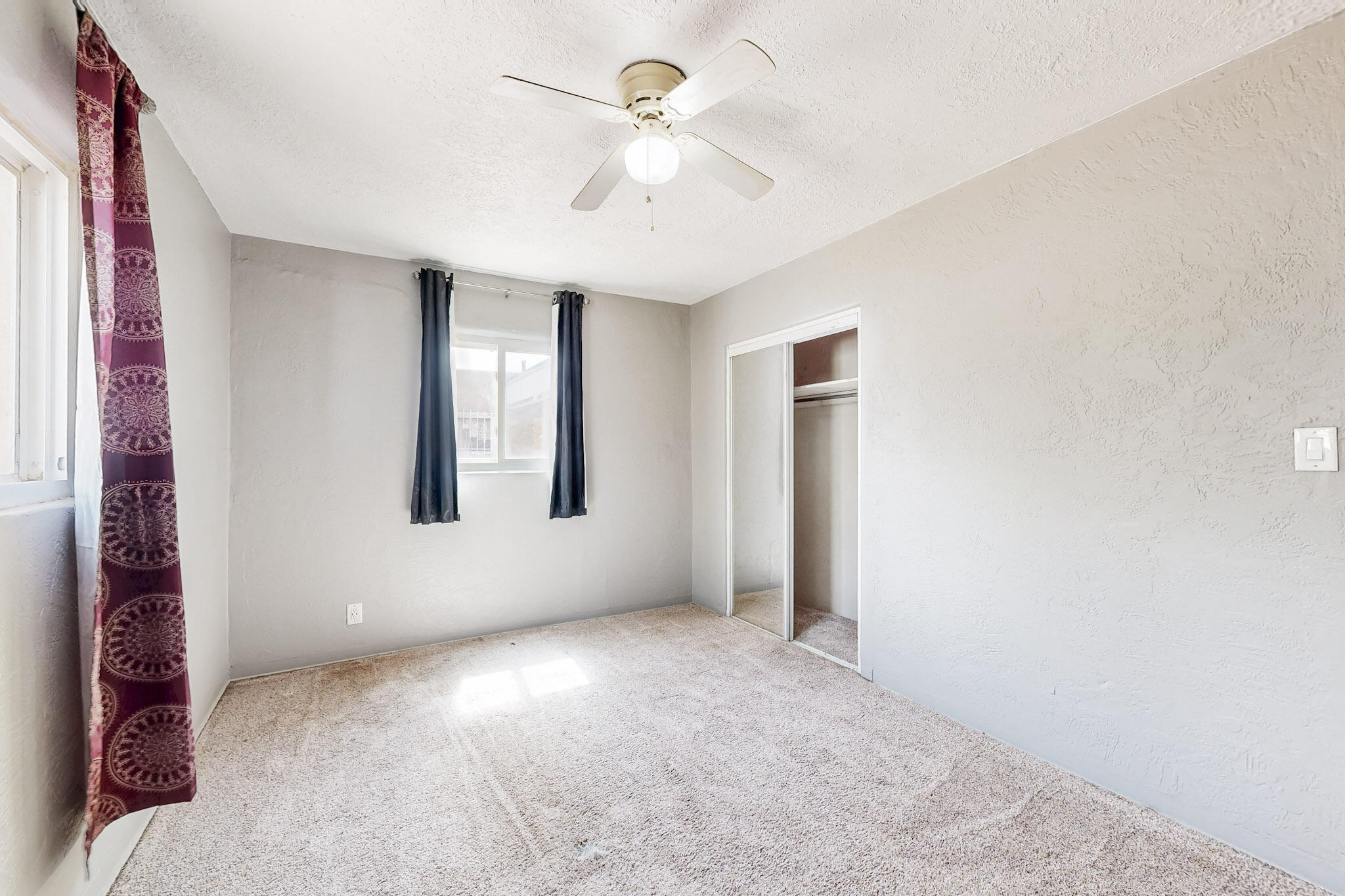 2725 HERMOSA Drive NE