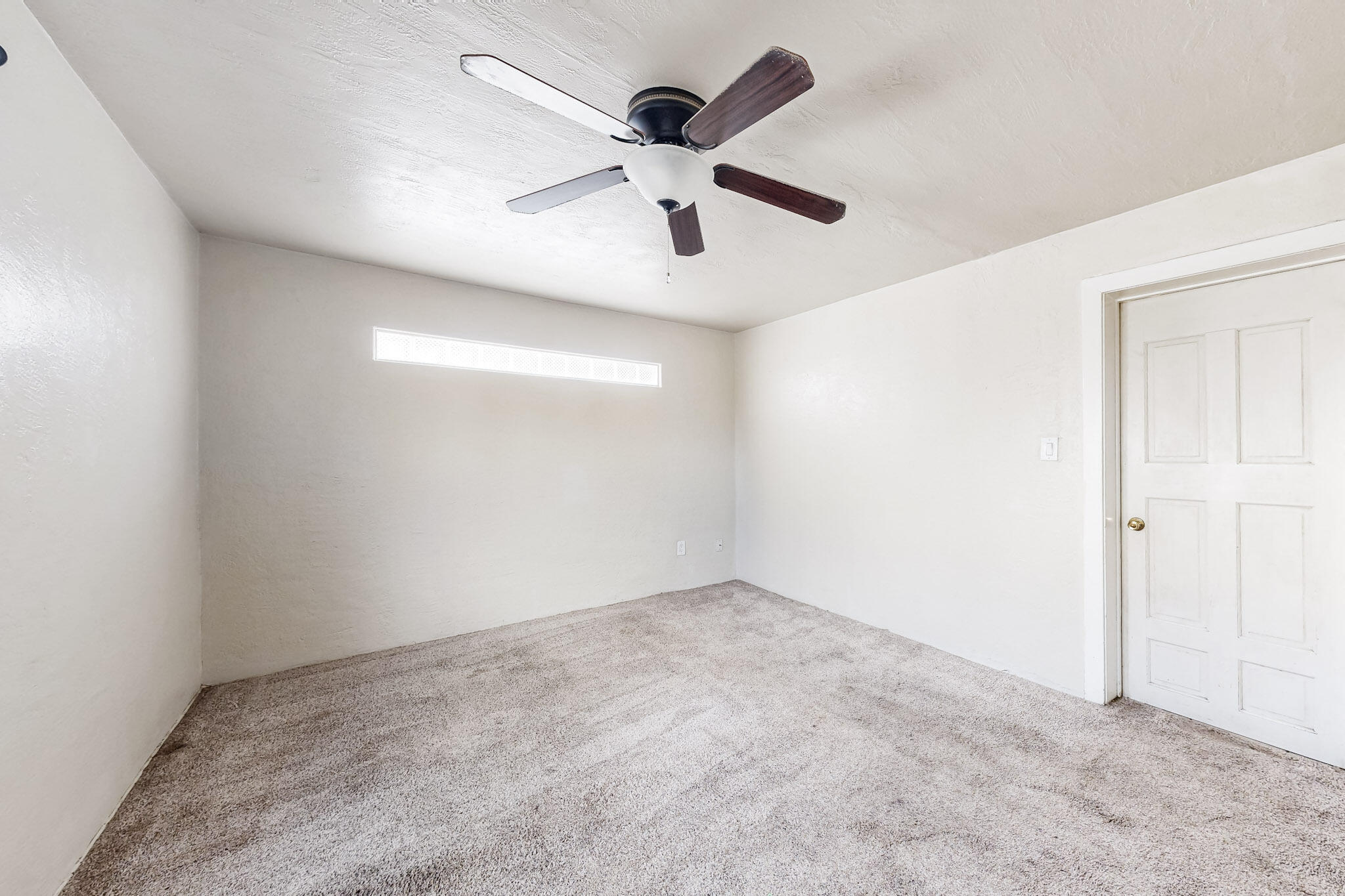 2725 HERMOSA Drive NE