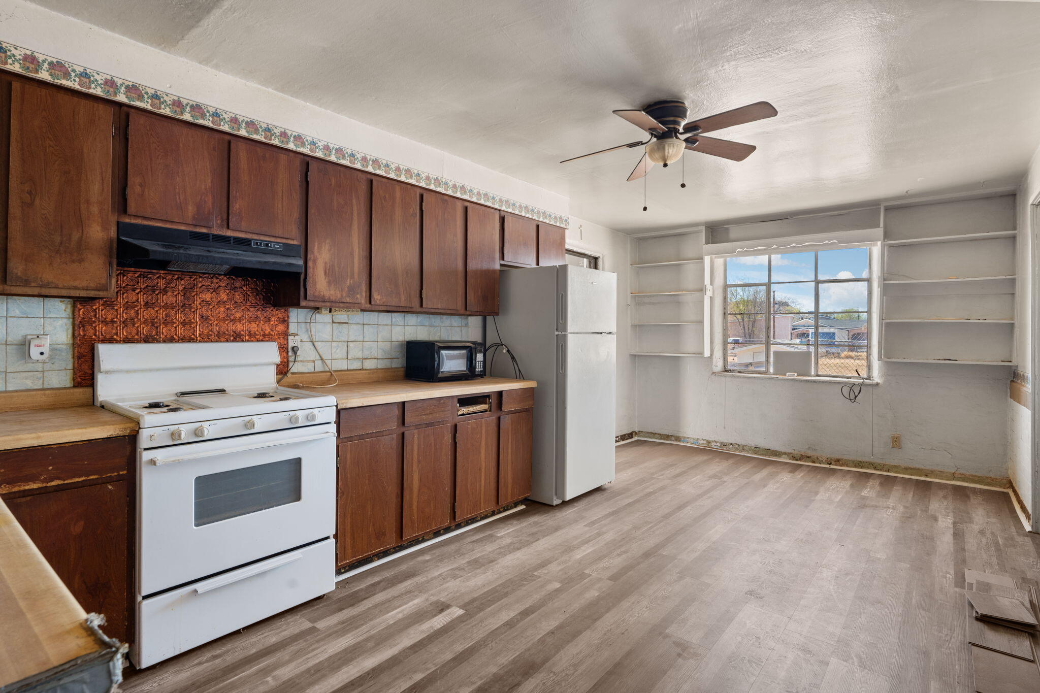 2700 MALPAIS Road SW