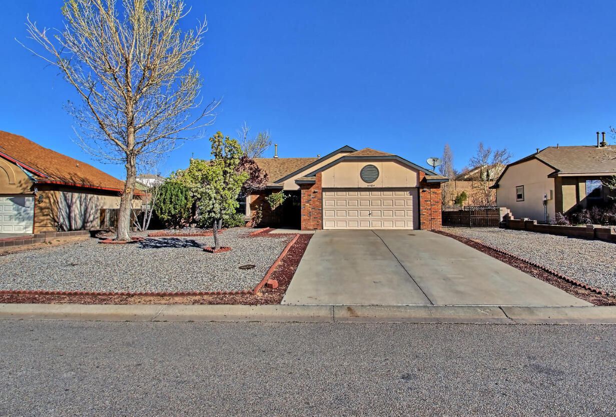 4584 PLATINUM Drive NE