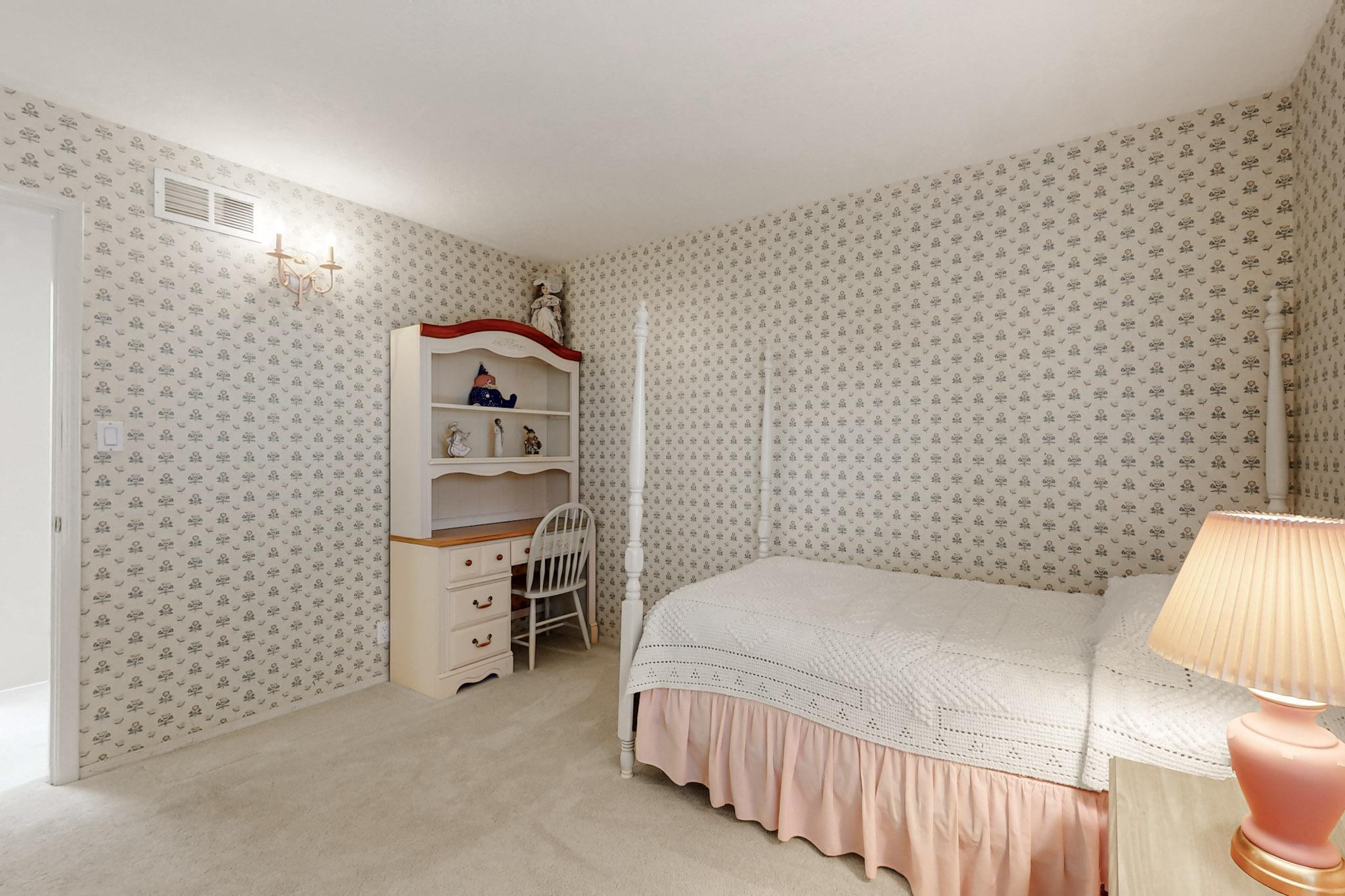 5705 Elderberry Court NE