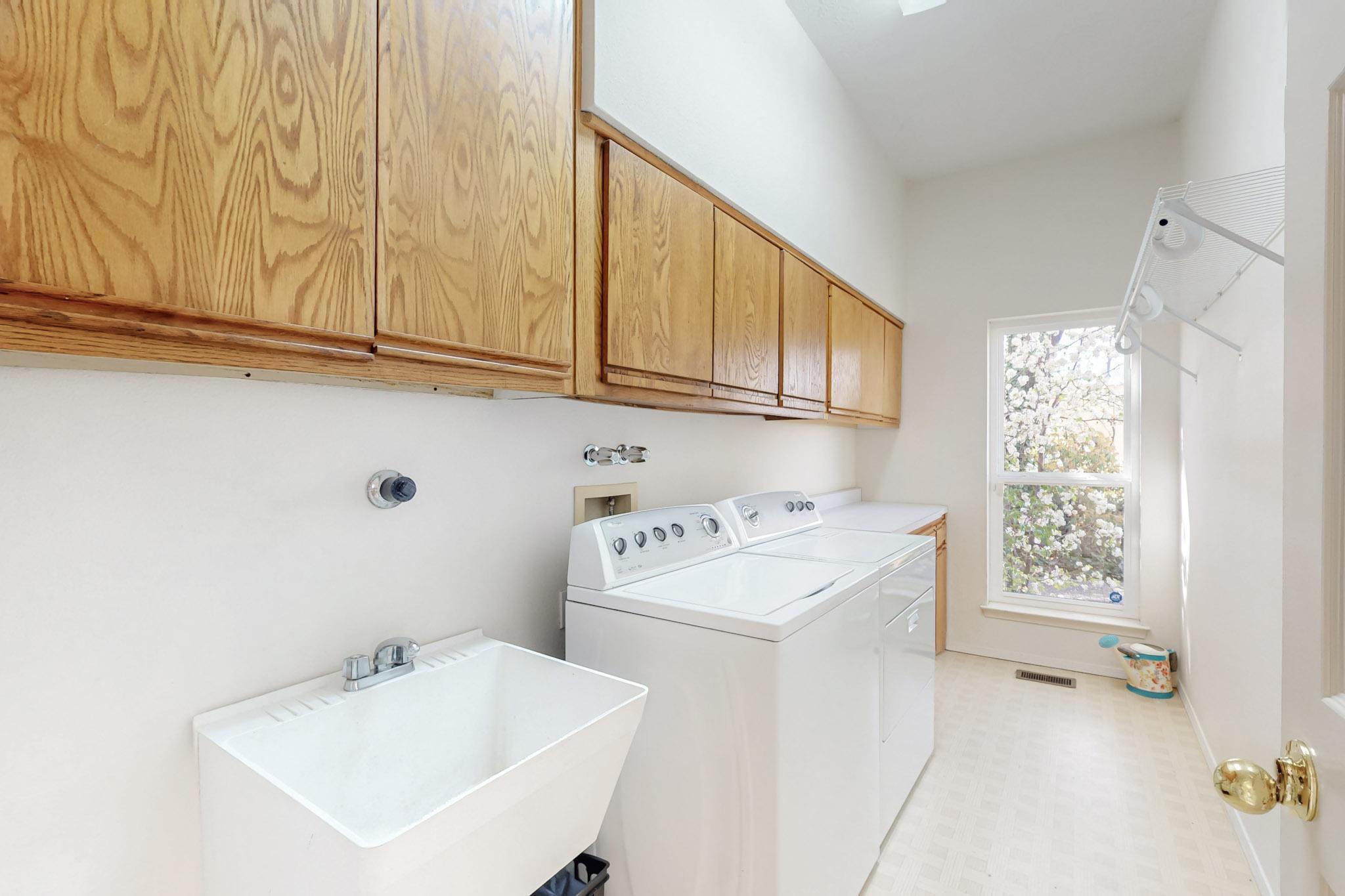 5705 Elderberry Court NE