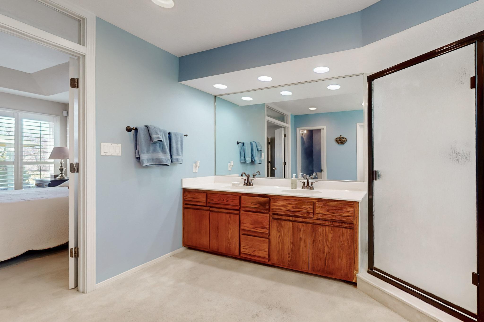 5705 Elderberry Court NE