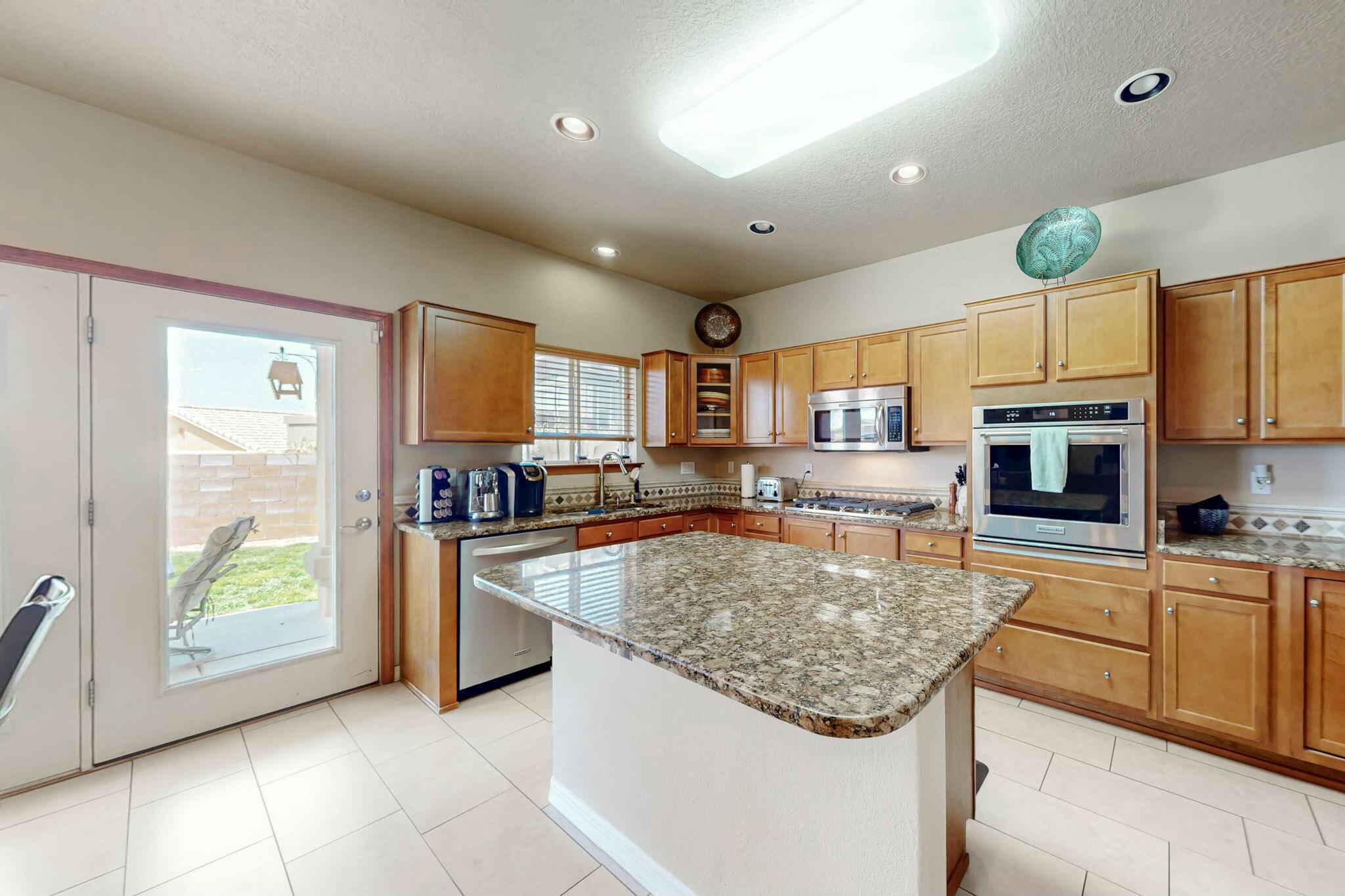 9009 Pinon Vista Court NE