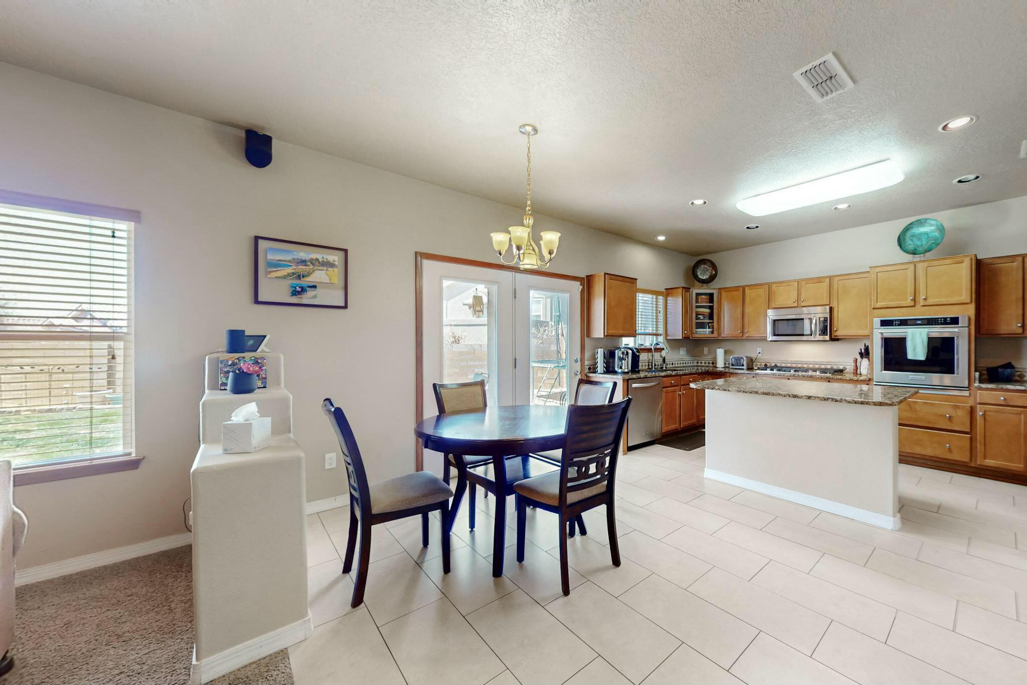 9009 Pinon Vista Court NE