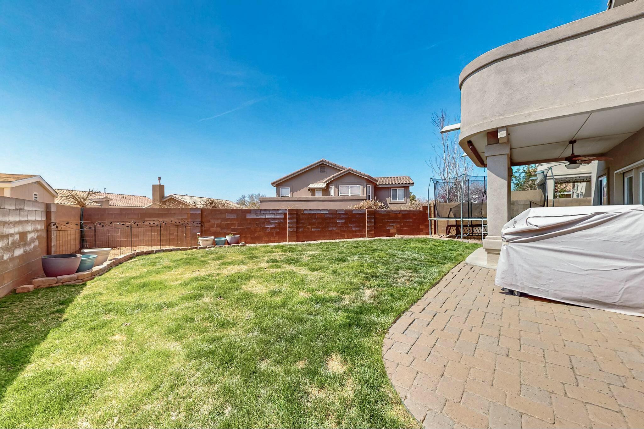 9009 Pinon Vista Court NE