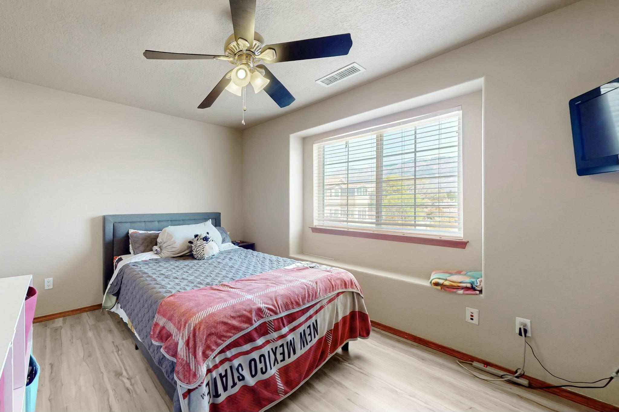 9009 Pinon Vista Court NE