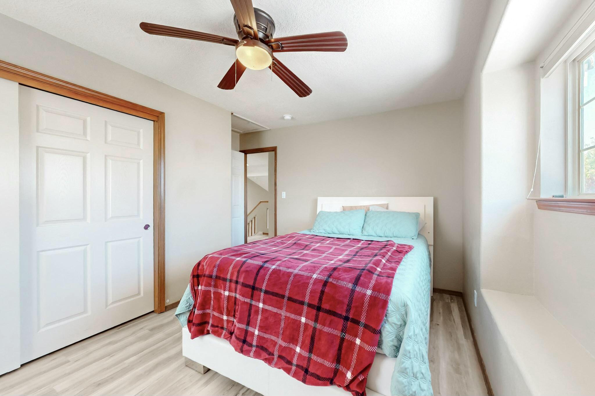 9009 Pinon Vista Court NE