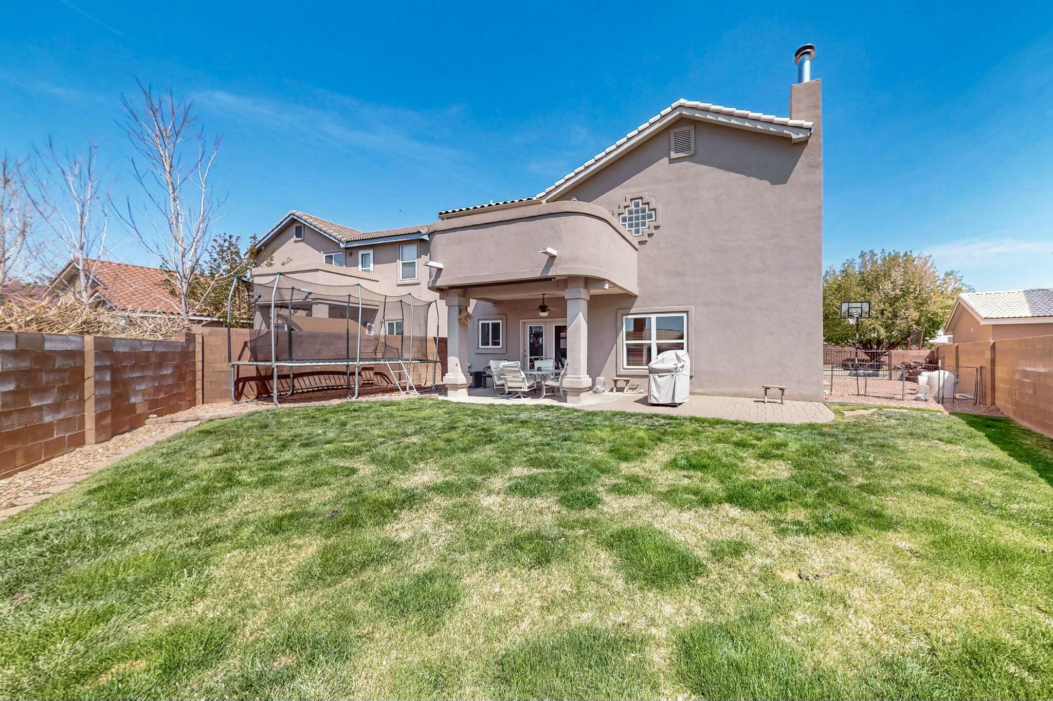 9009 Pinon Vista Court NE