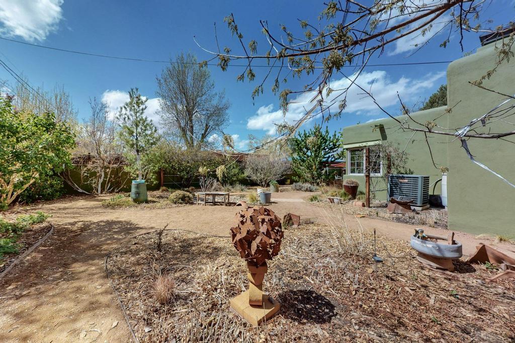 240 Pueblo Solano Road NW