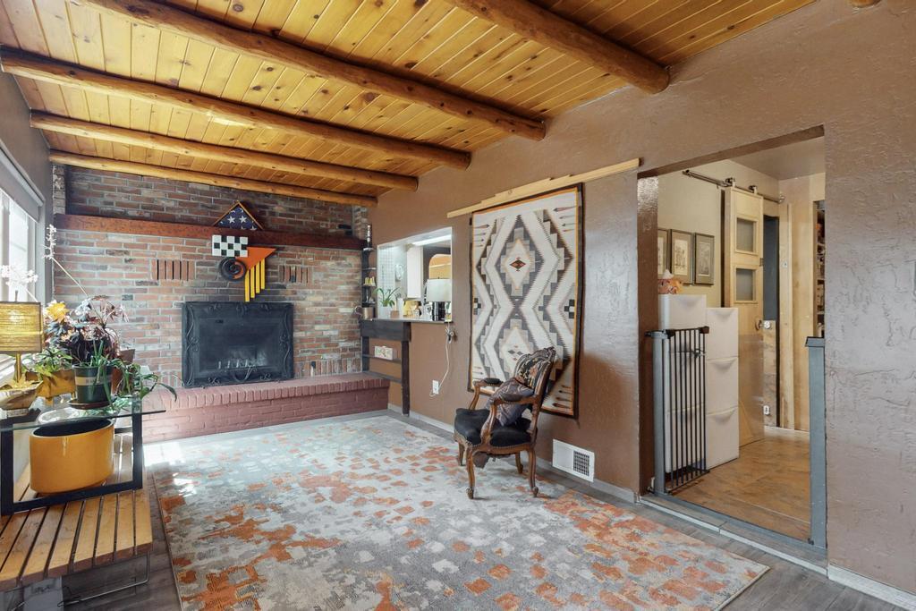 240 Pueblo Solano Road NW