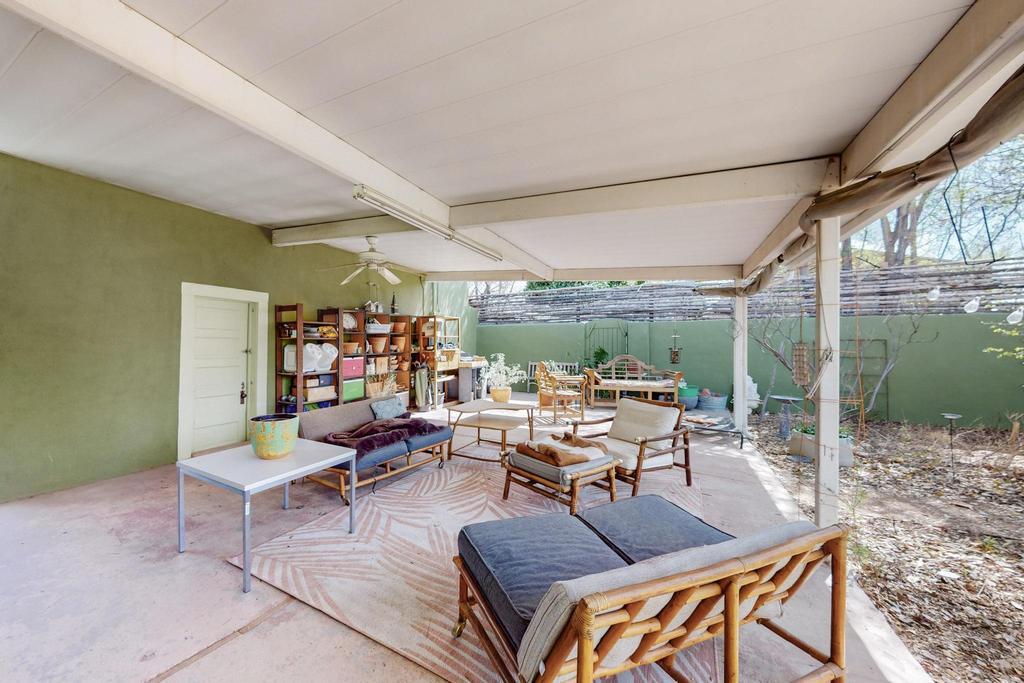 240 Pueblo Solano Road NW