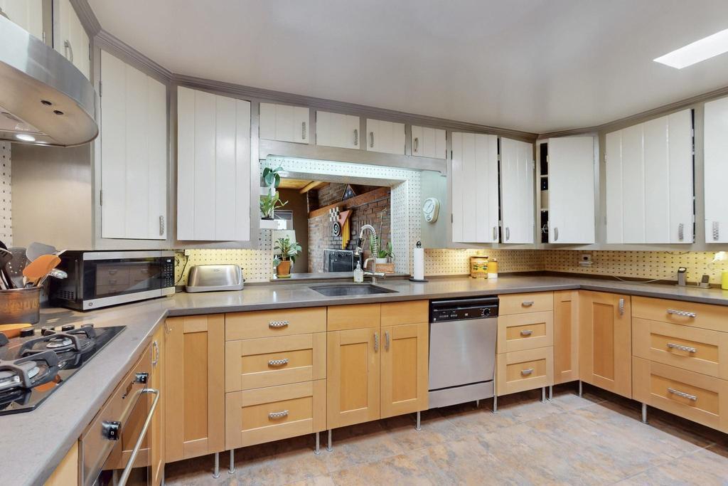 240 Pueblo Solano Road NW