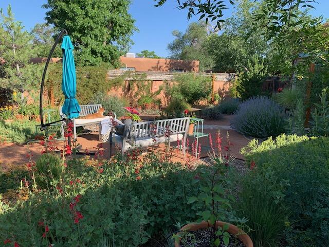 240 Pueblo Solano Road NW