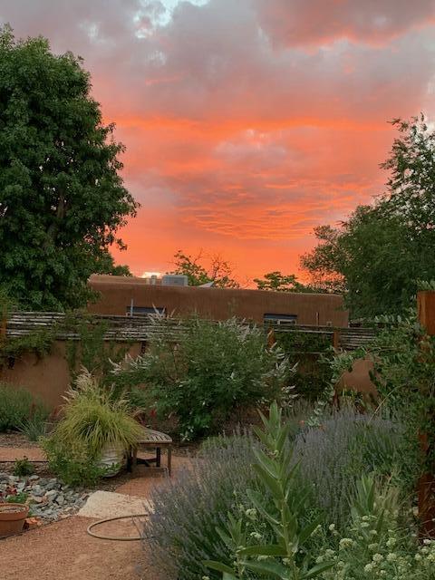 240 Pueblo Solano Road NW