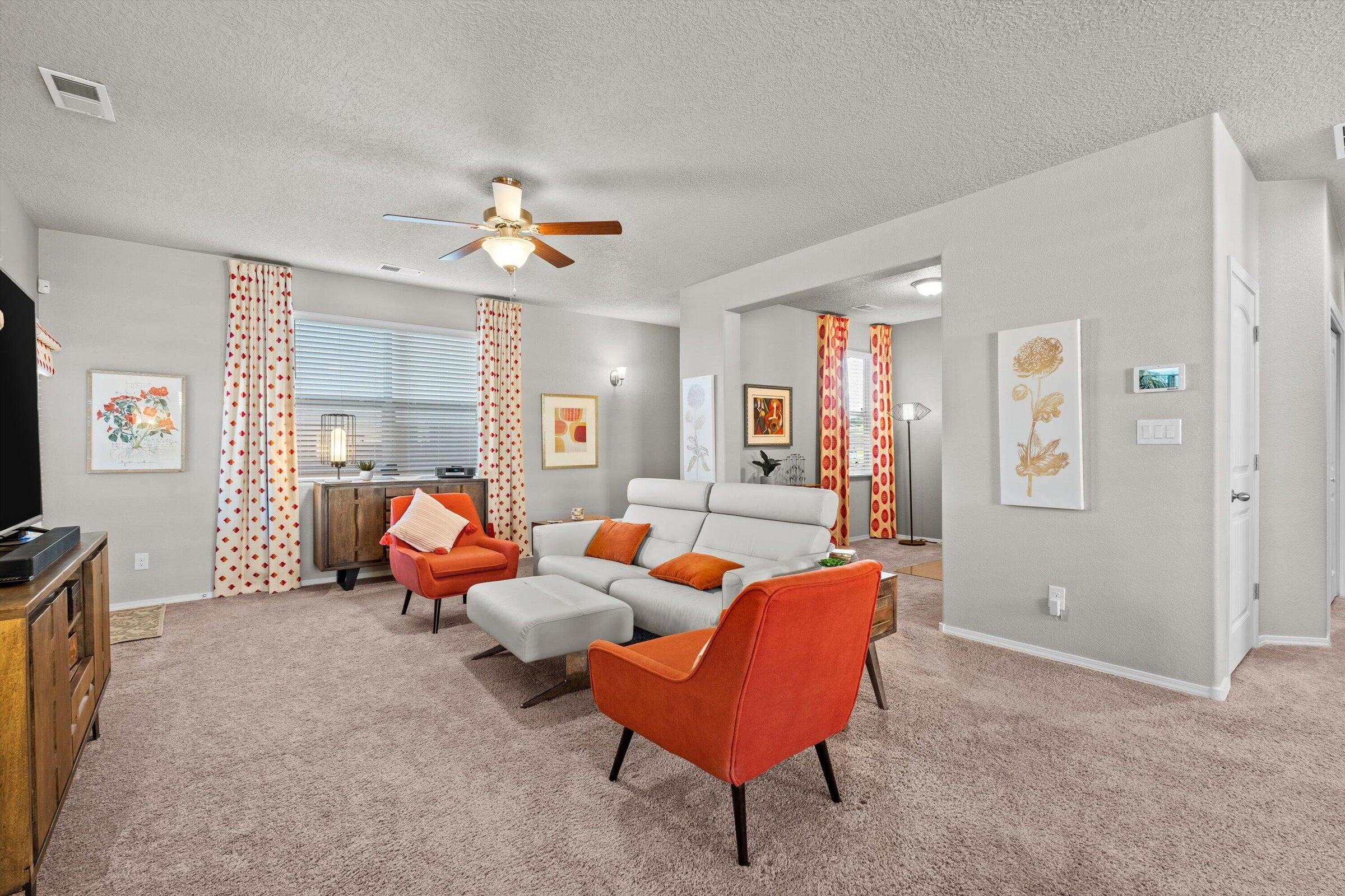 5734 LOS ALAMOS Drive NE