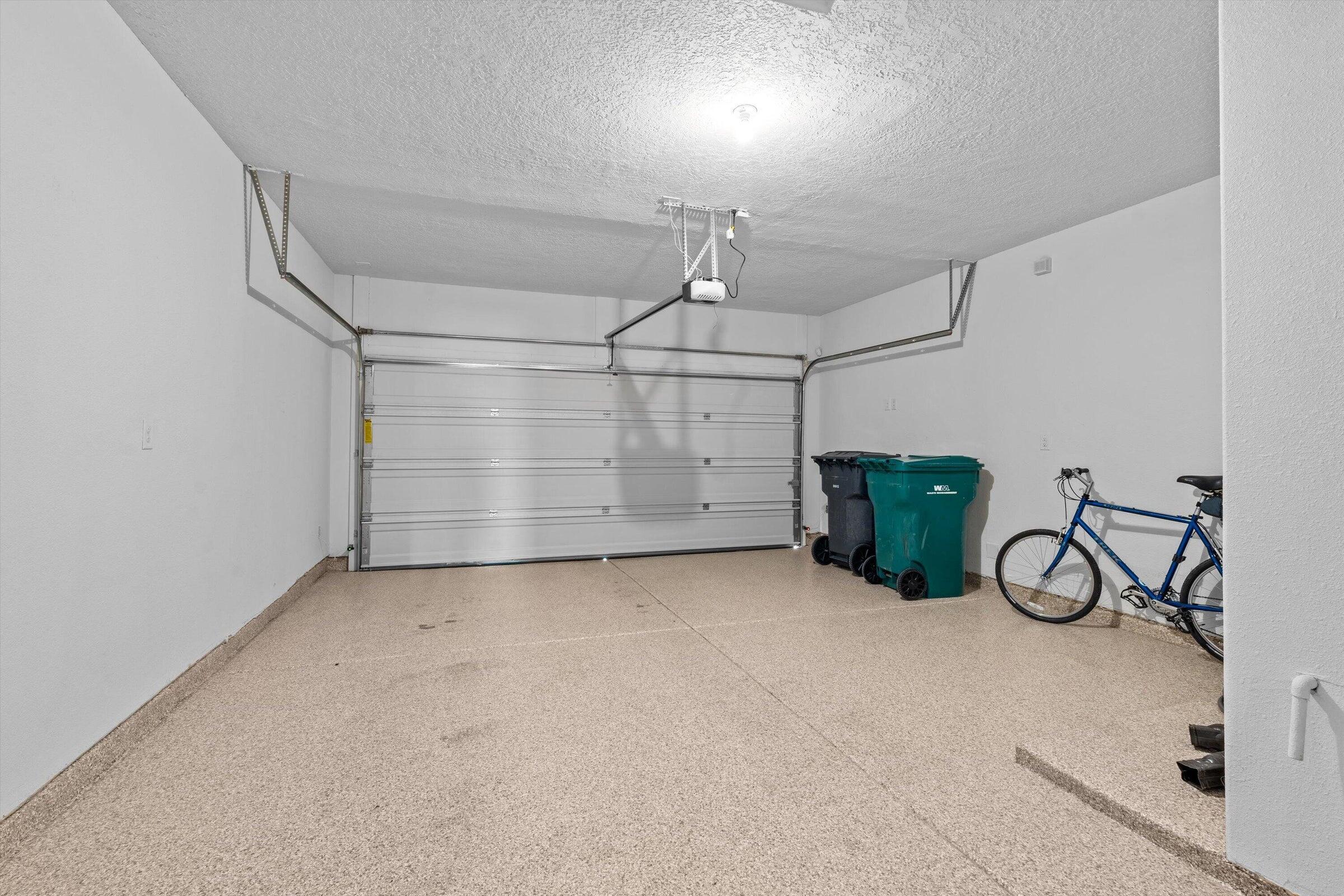 5734 LOS ALAMOS Drive NE