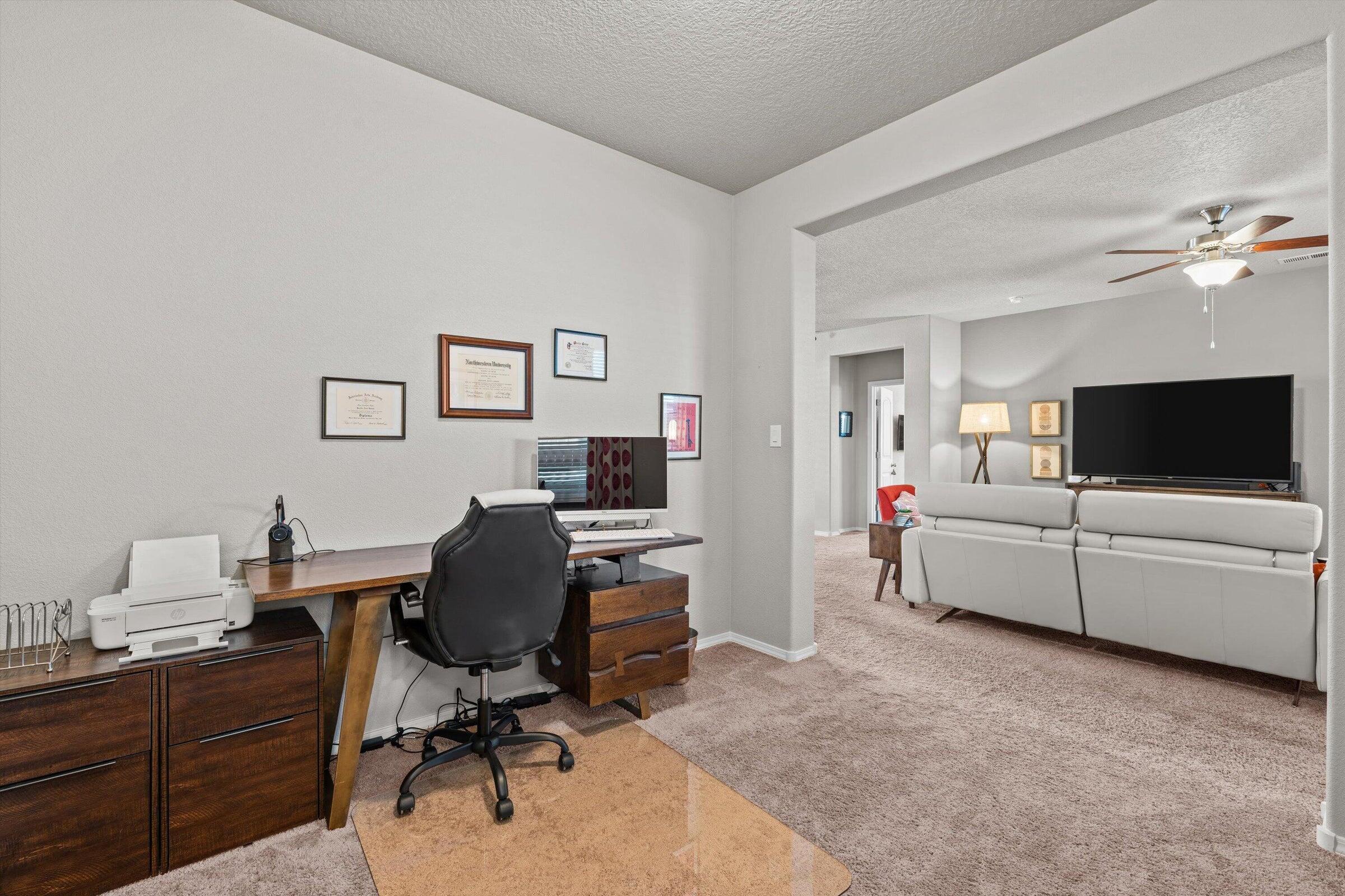 5734 LOS ALAMOS Drive NE