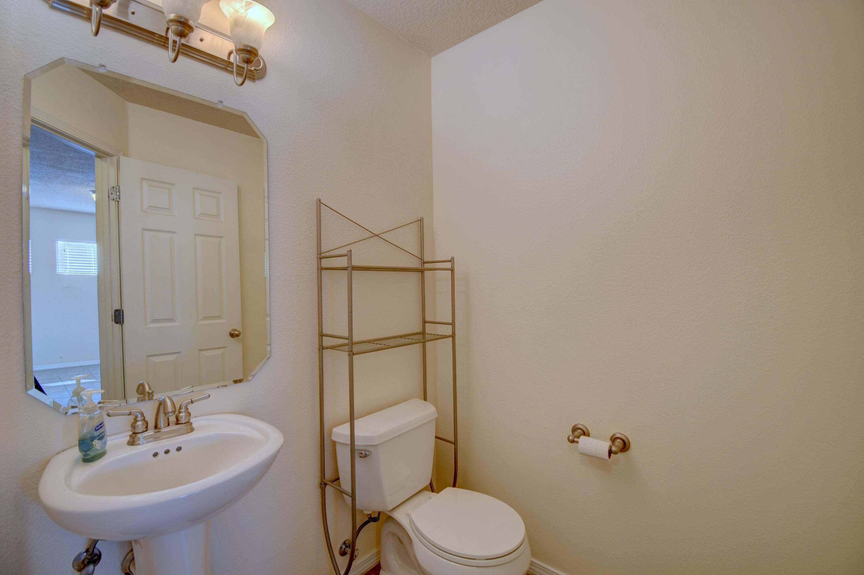 6259 AZALEAS Road NW