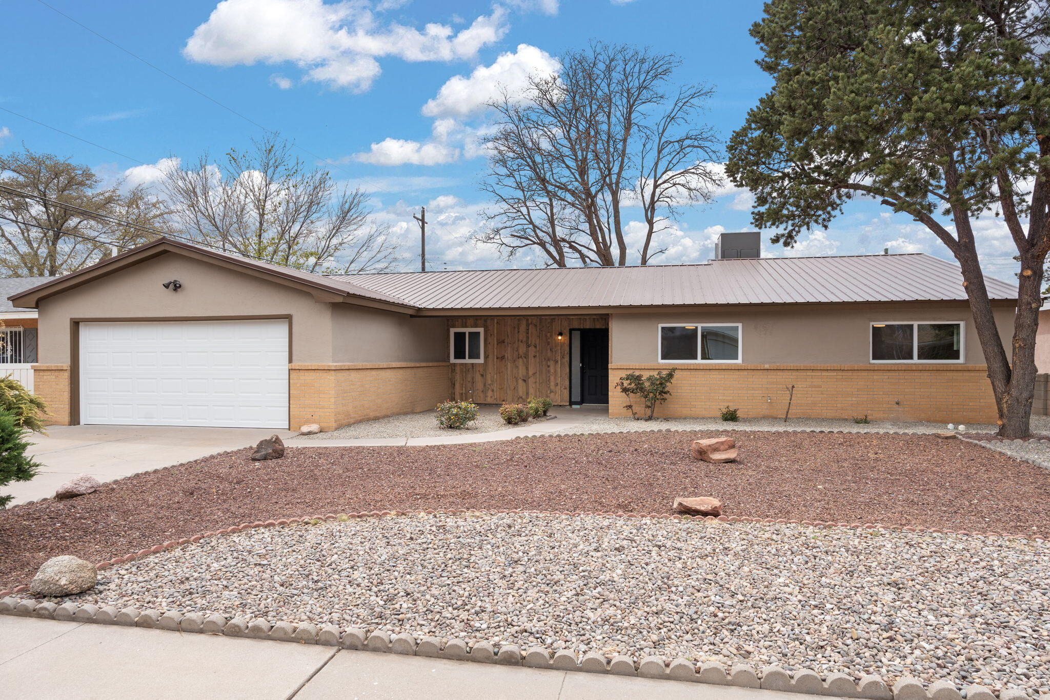 2901 Chama Street NE