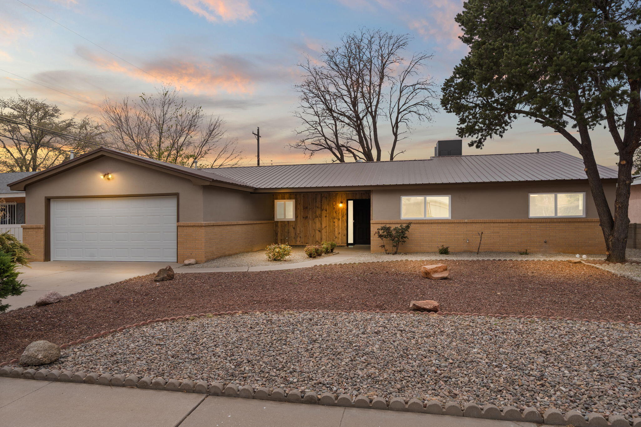 2901 Chama Street NE