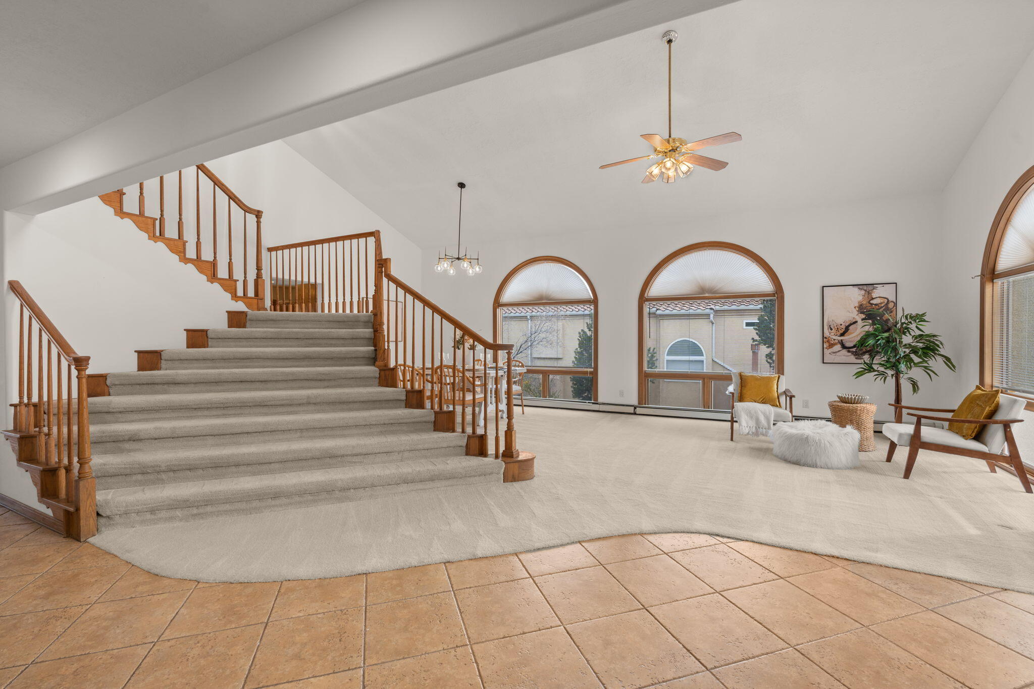 438 Poinsettia Place SE