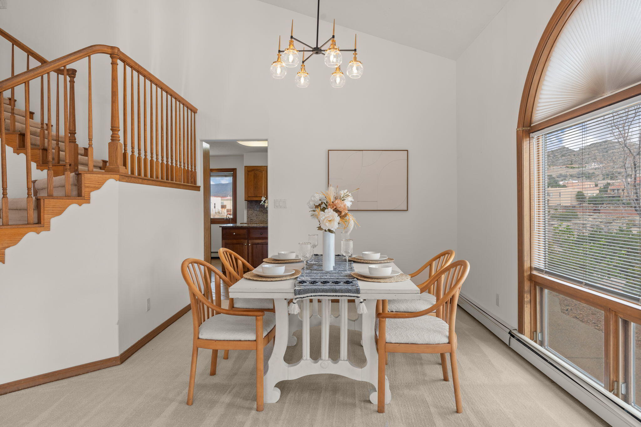 438 Poinsettia Place SE