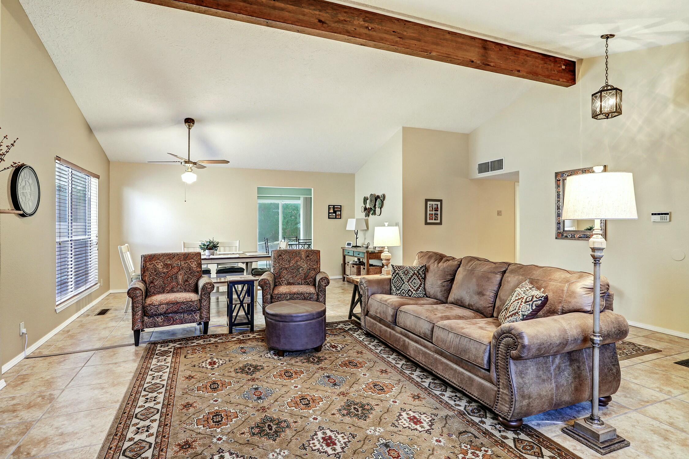 6318 ANTARES Road NE