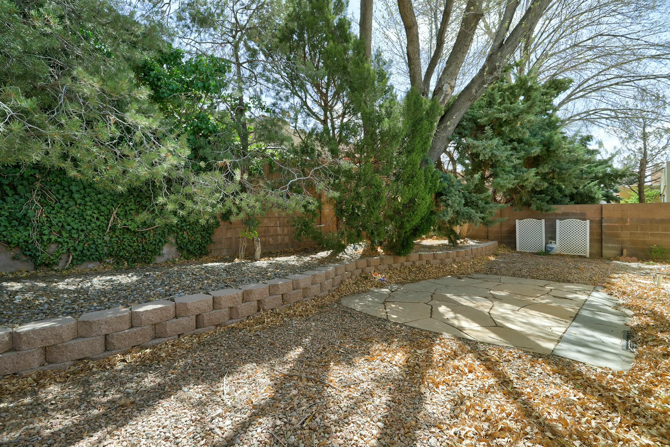 6318 ANTARES Road NE