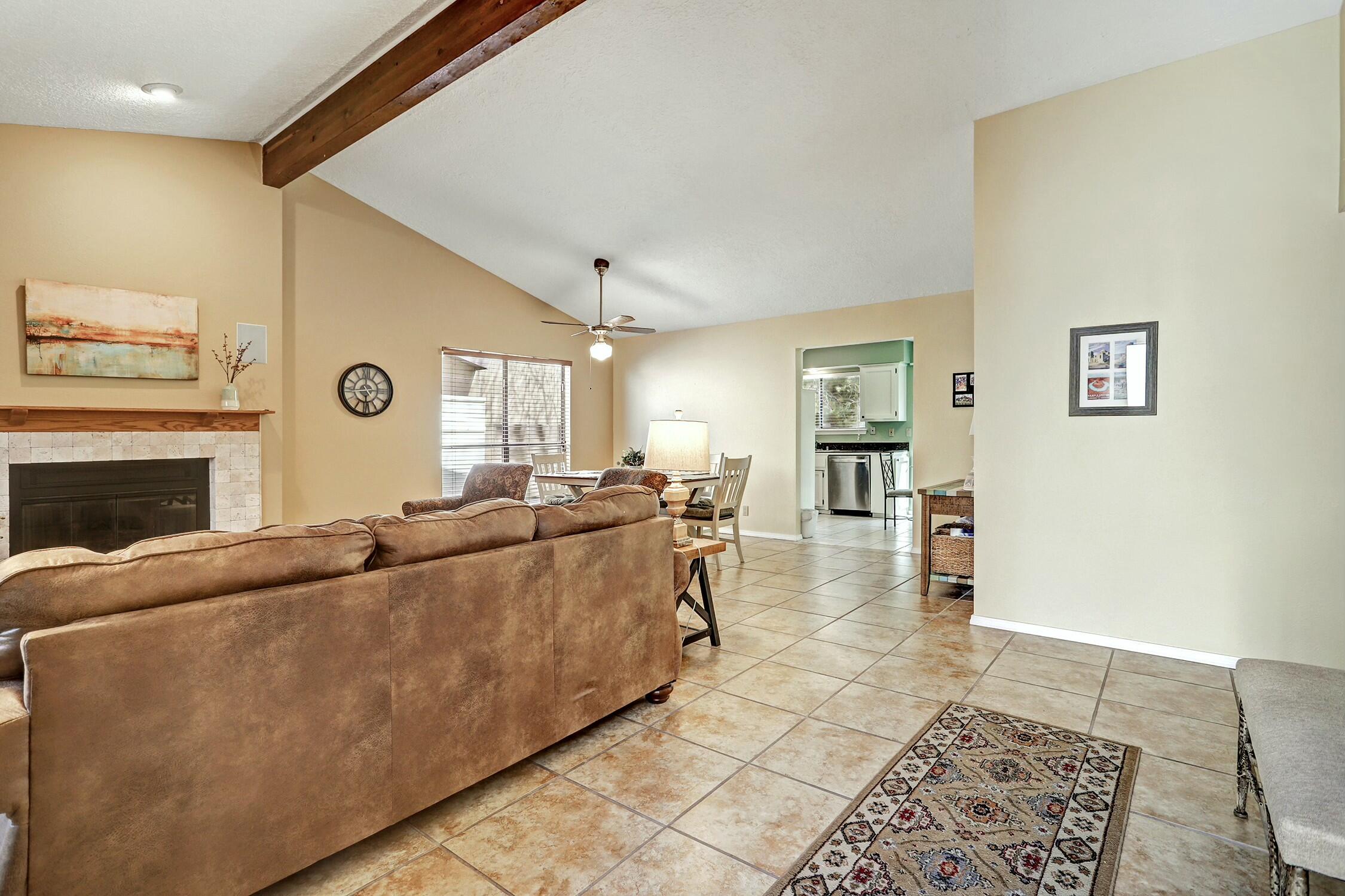 6318 ANTARES Road NE