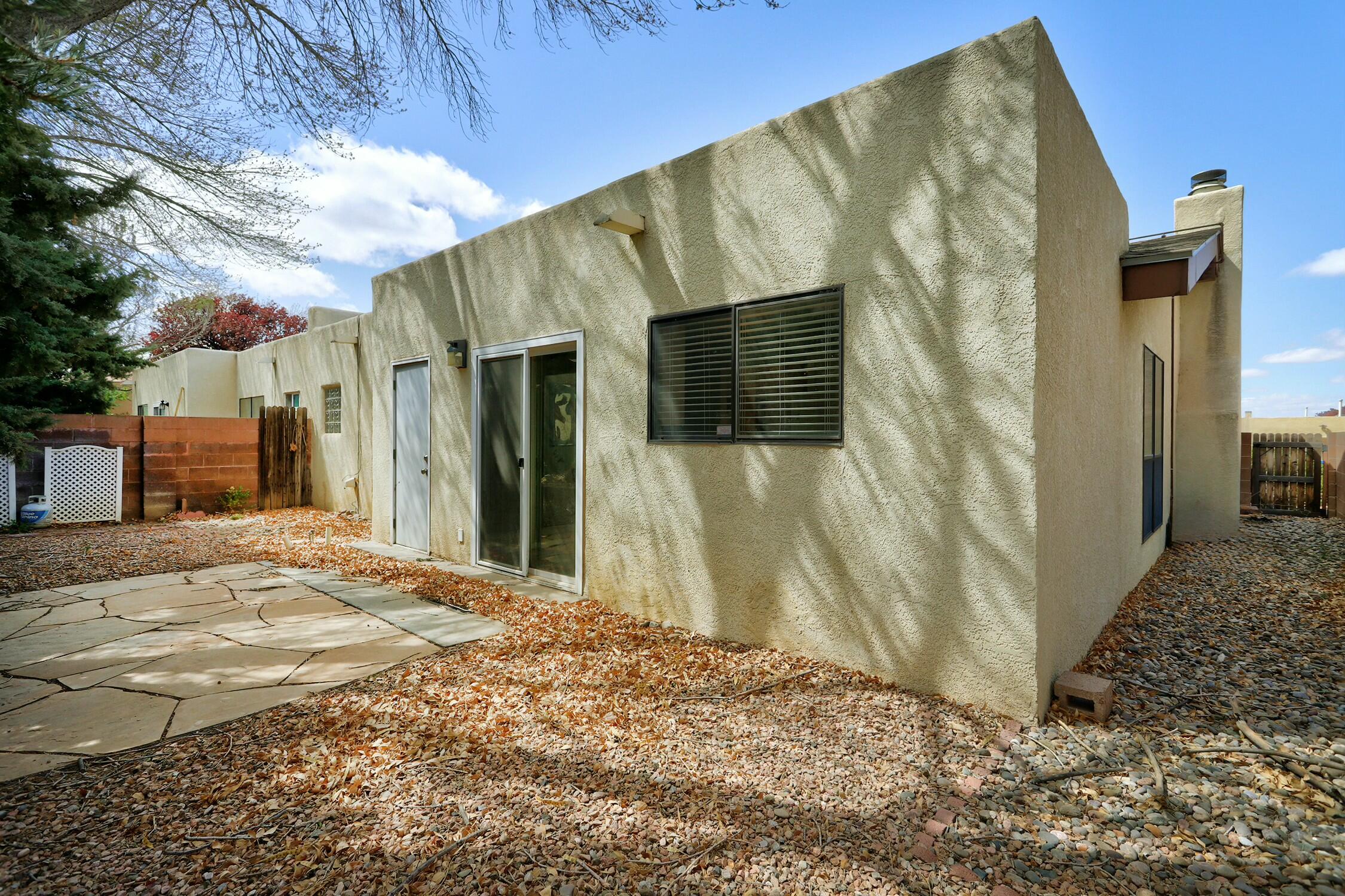 6318 ANTARES Road NE