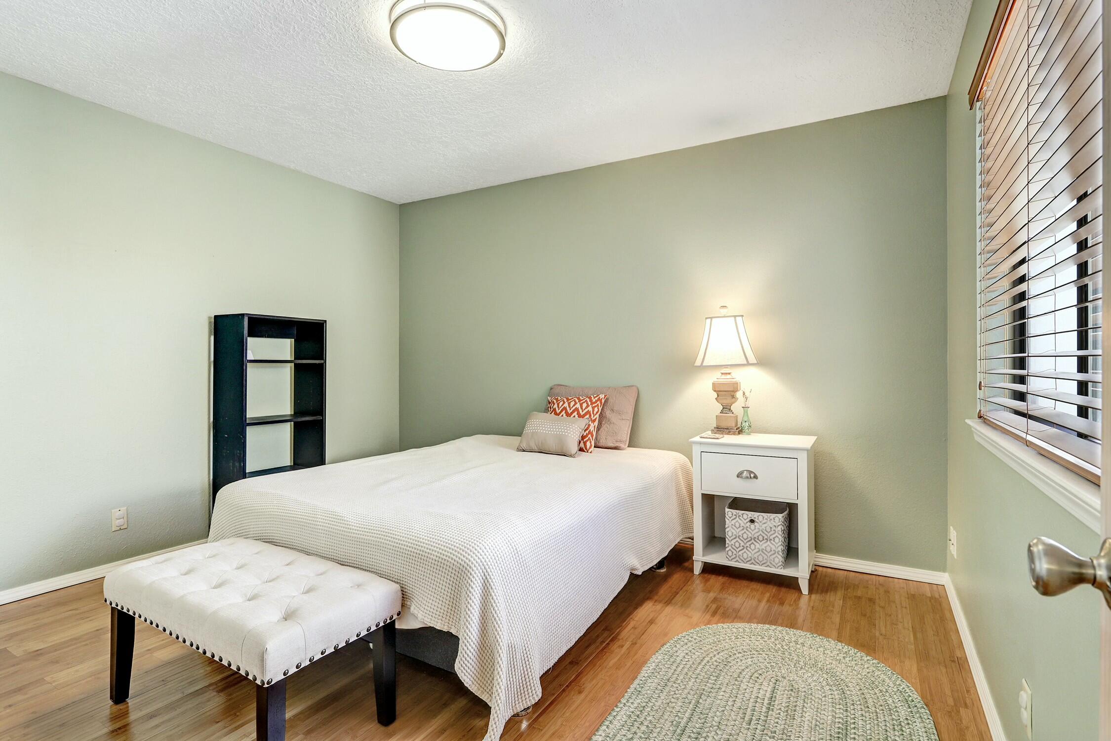 6318 ANTARES Road NE