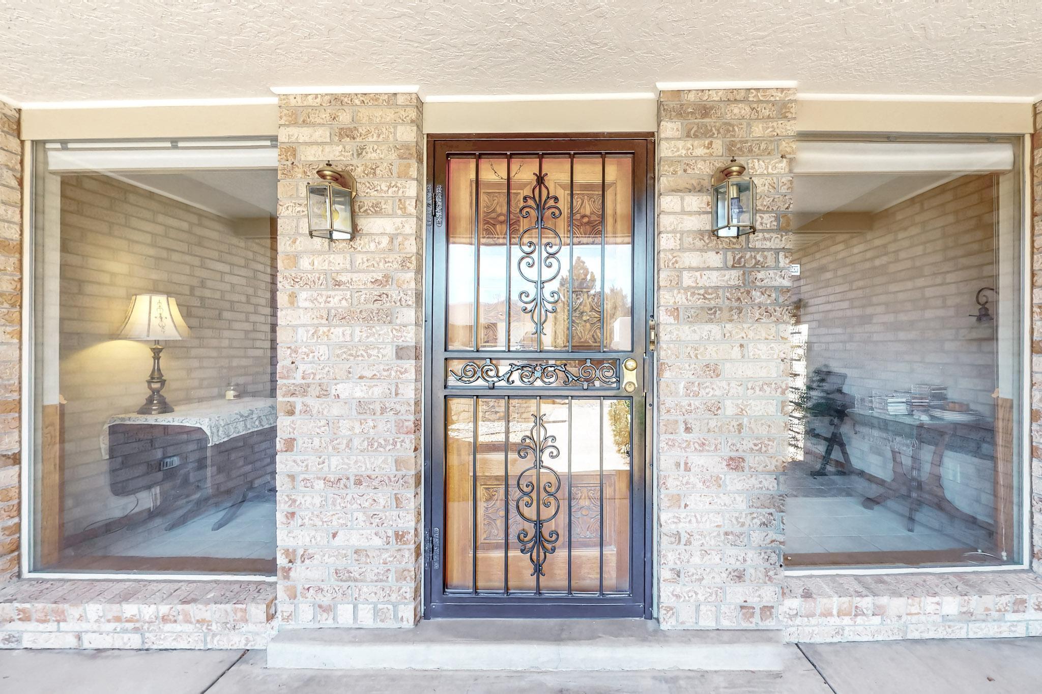 6105 Pueblo Verde Drive NE