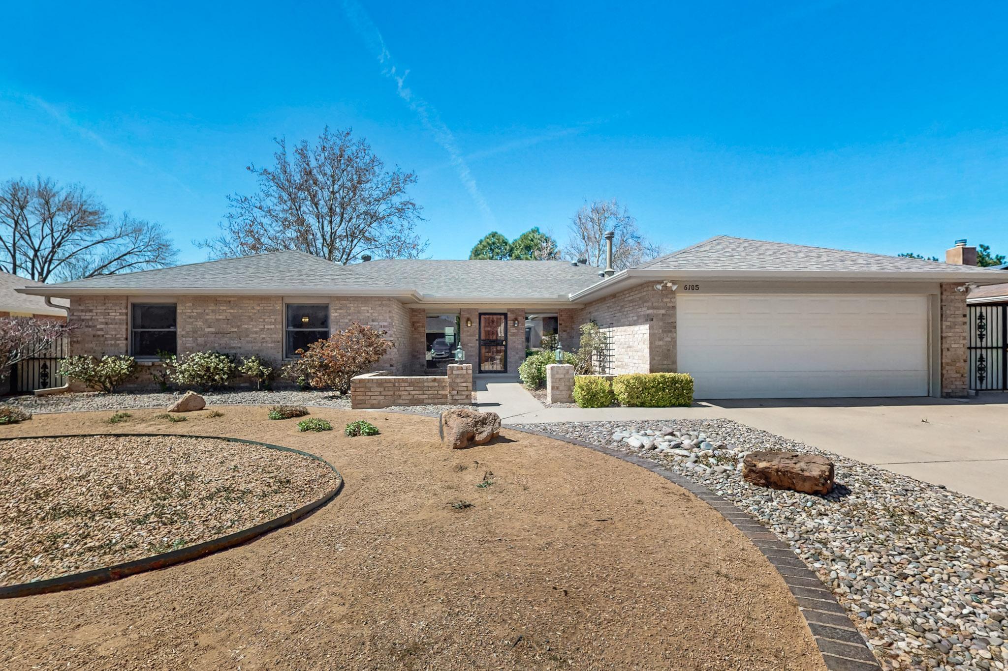 6105 Pueblo Verde Drive NE