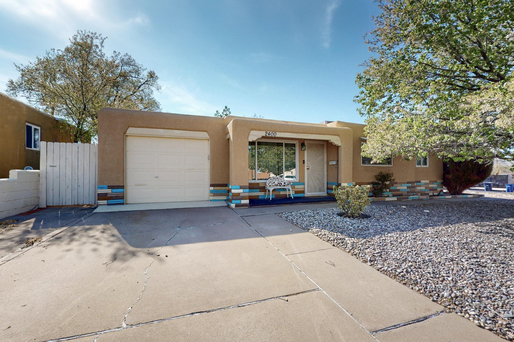 2400 ELIZABETH Street NE