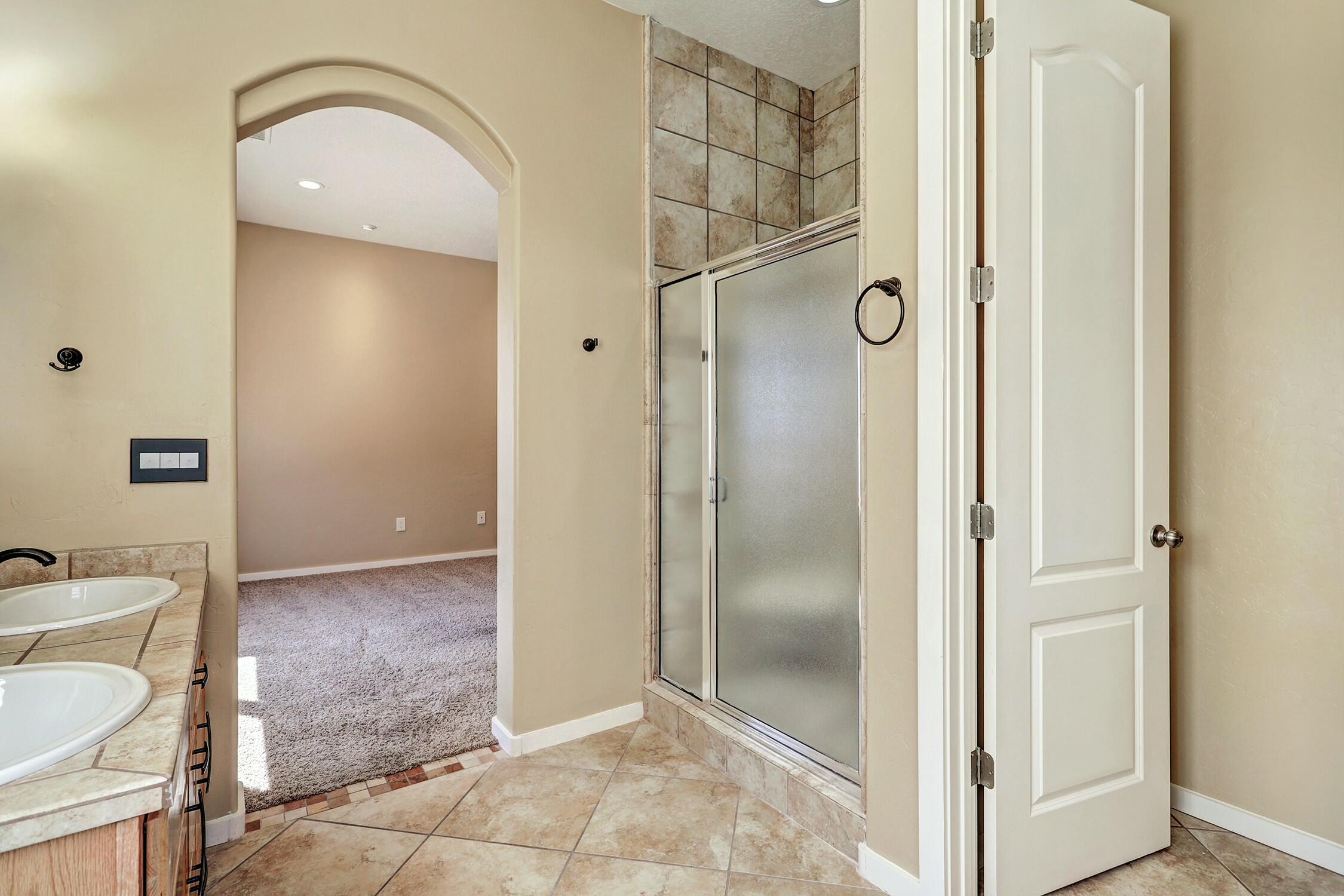 6519 Cliff Dwellers Road NW