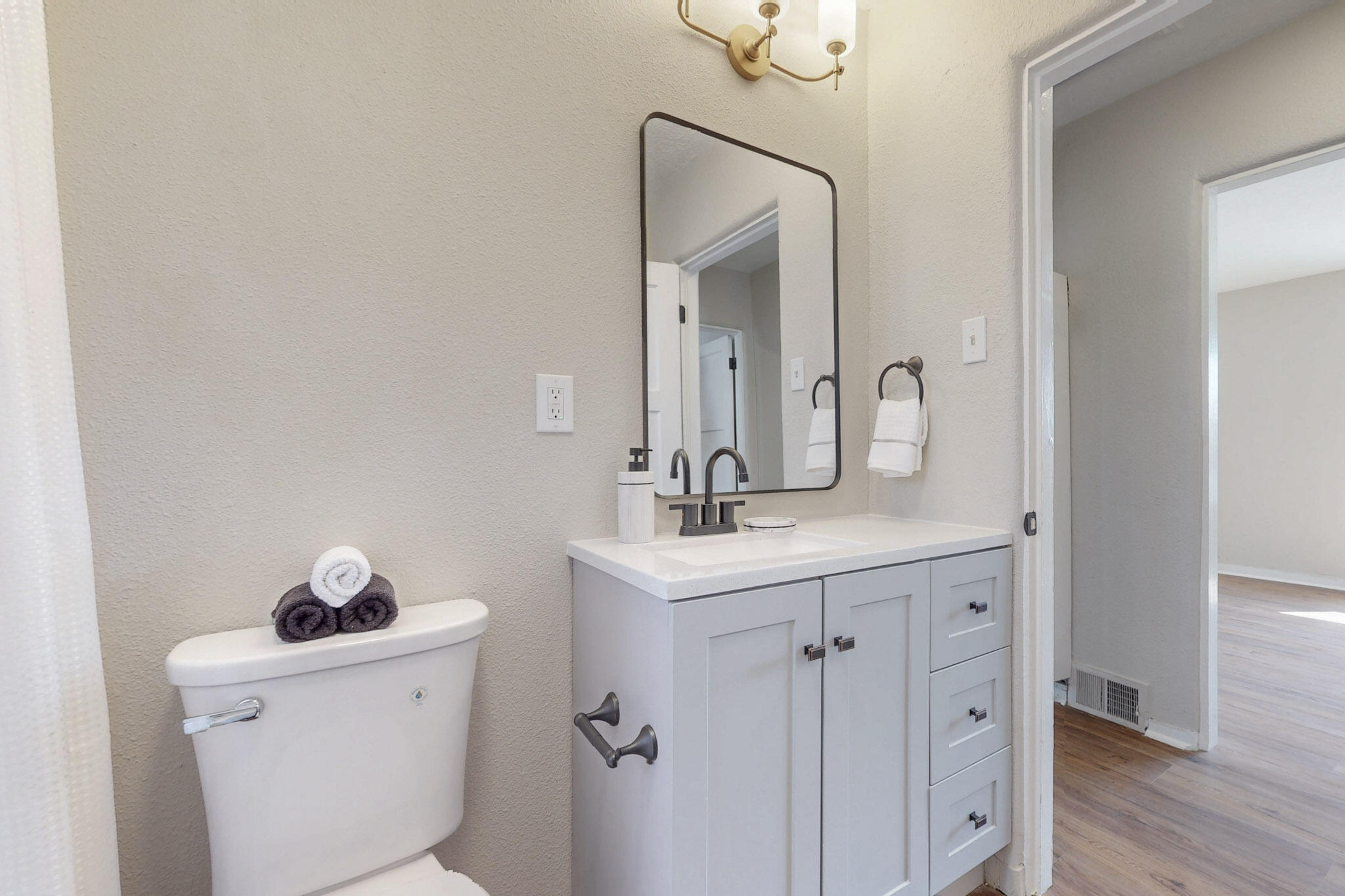 1630 BONAGUIDI Road SW