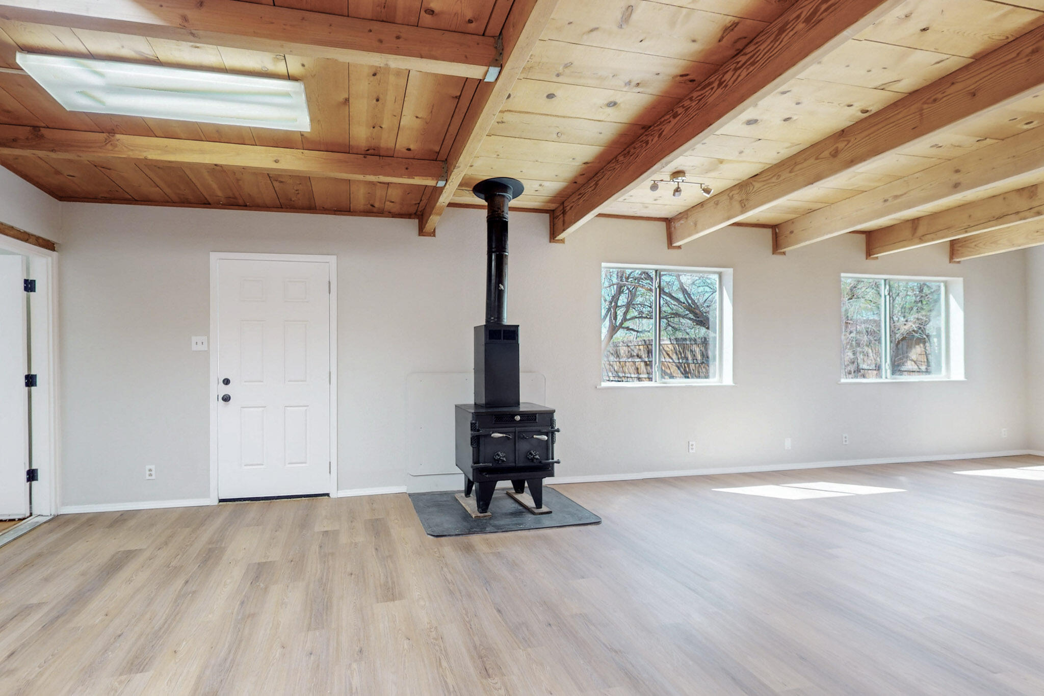 1630 BONAGUIDI Road SW