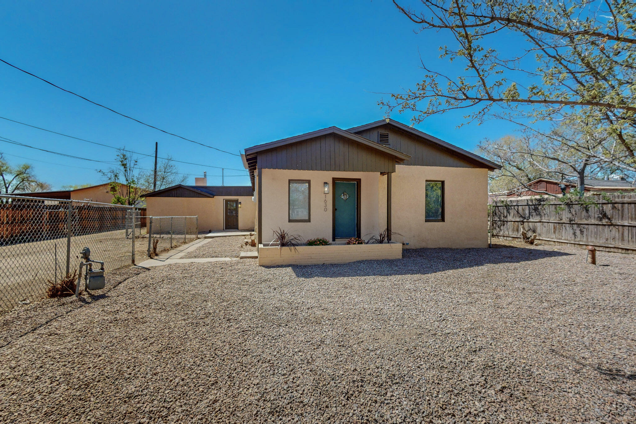 1630 BONAGUIDI Road SW