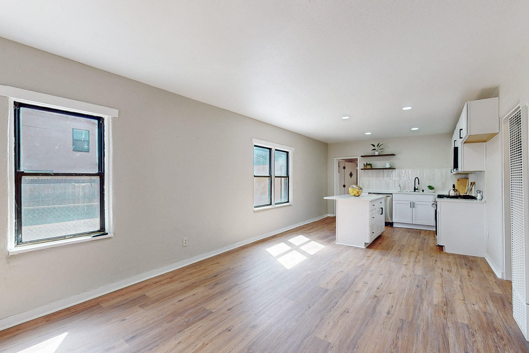 1630 BONAGUIDI Road SW