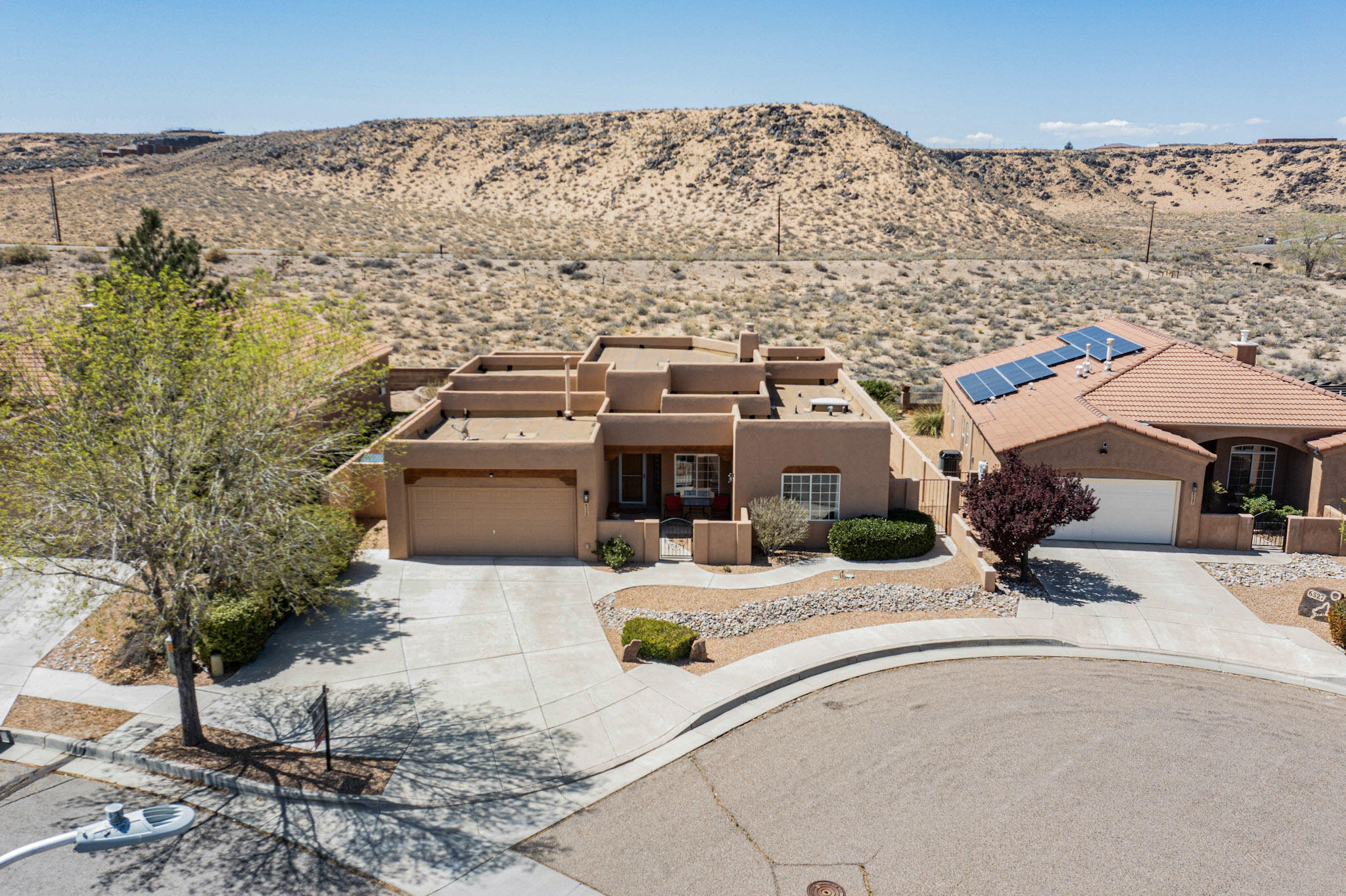 6523 MOON SHADOWS Drive NW
