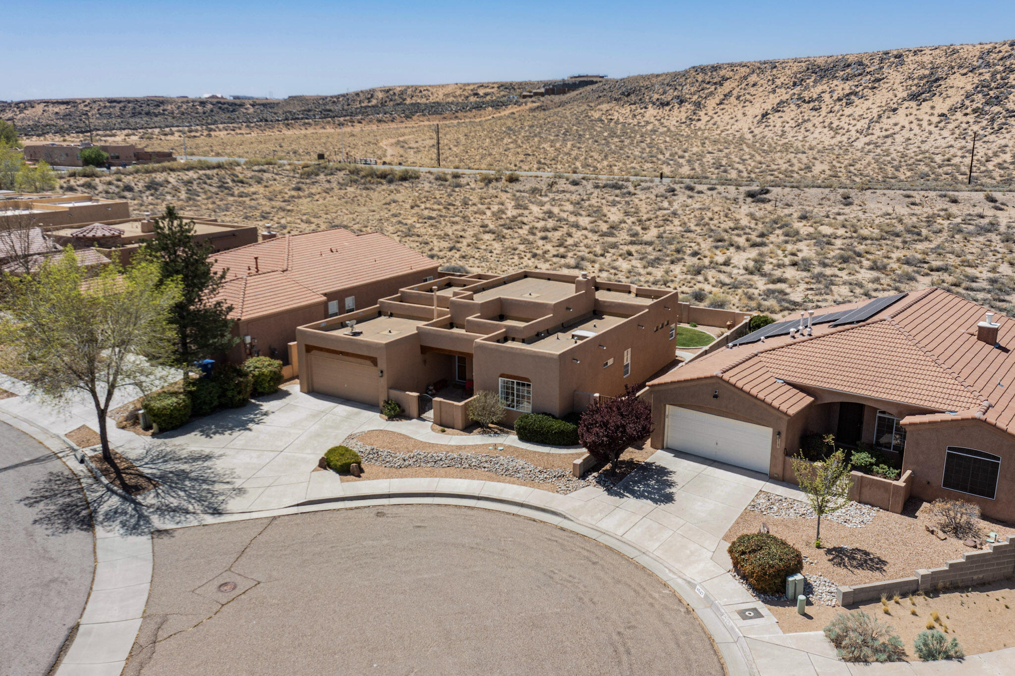 6523 MOON SHADOWS Drive NW