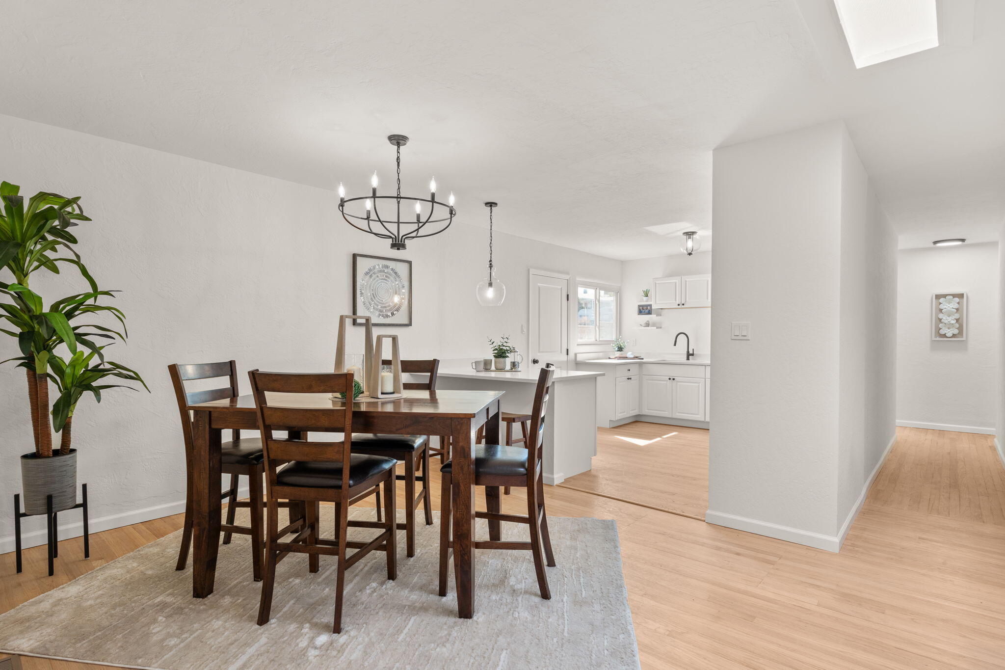 2720 KATHRYN Avenue SE