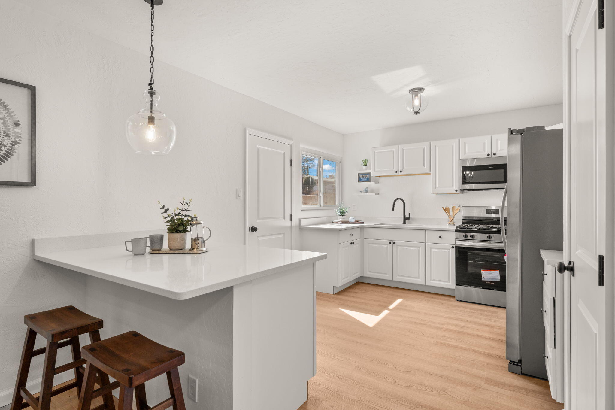 2720 KATHRYN Avenue SE